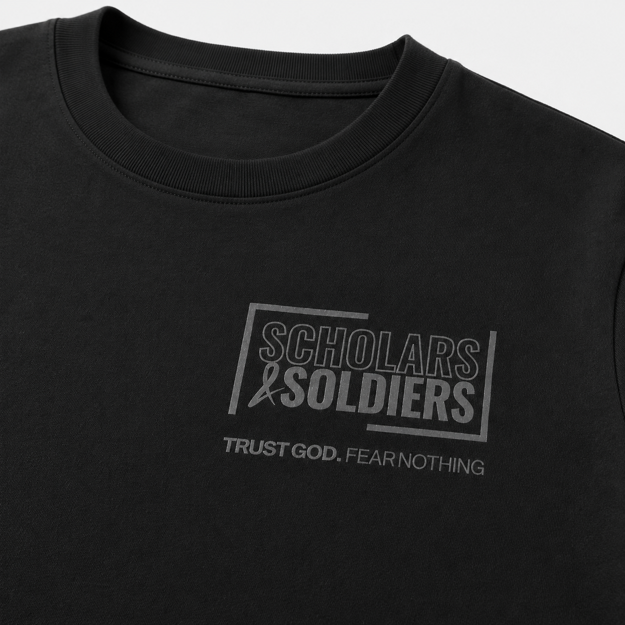 SIGNATURE TEE / TRUST GOD / GREY